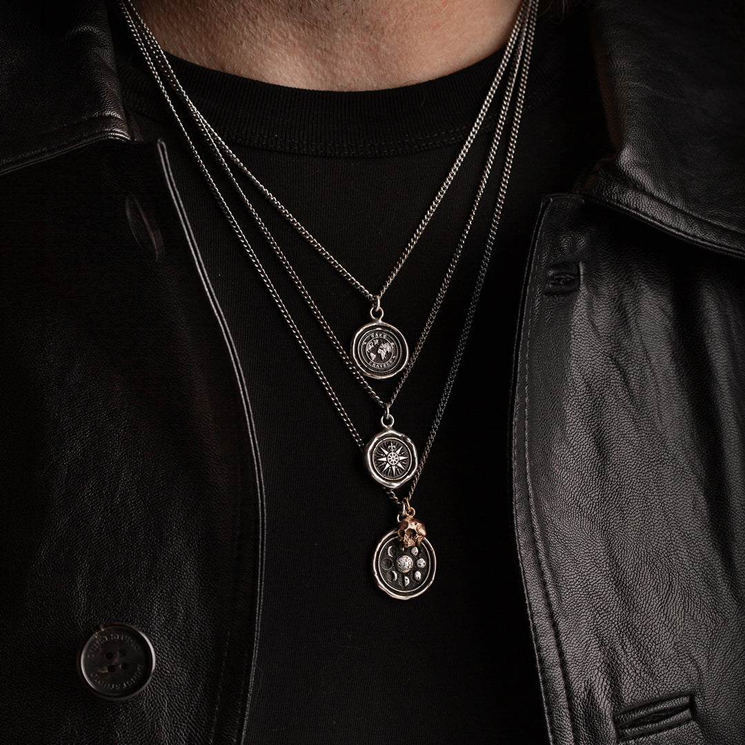 Skull Symbol Charm - Bronze