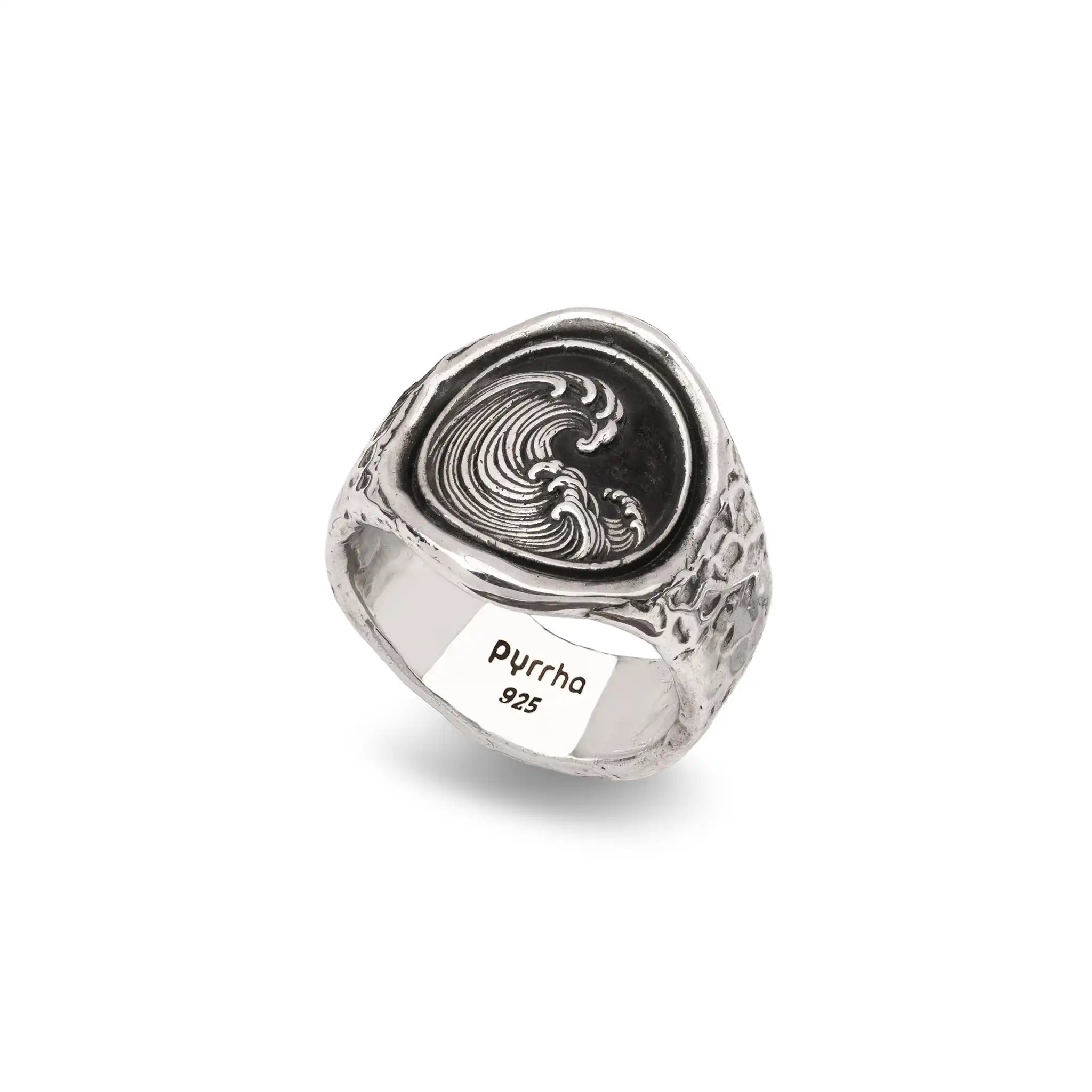 Wave Narrow Formed Band Ring