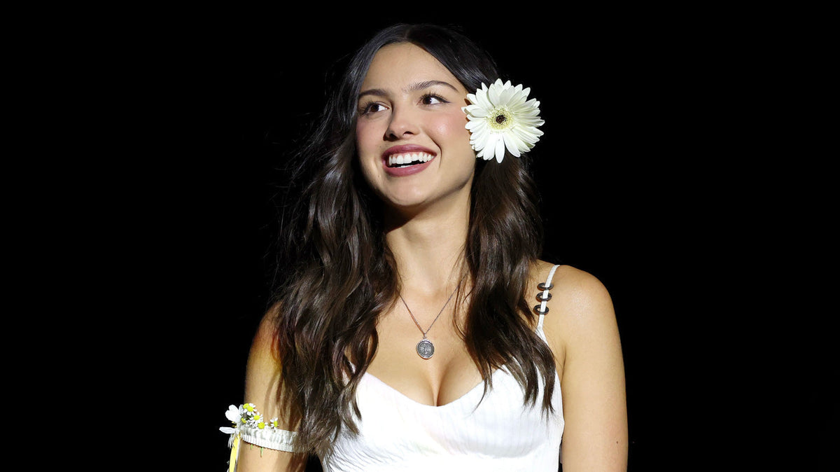 Olivia Rodrigo’s Pyrrha Necklace at Daisy Chain Fields: The Lilith Talisman