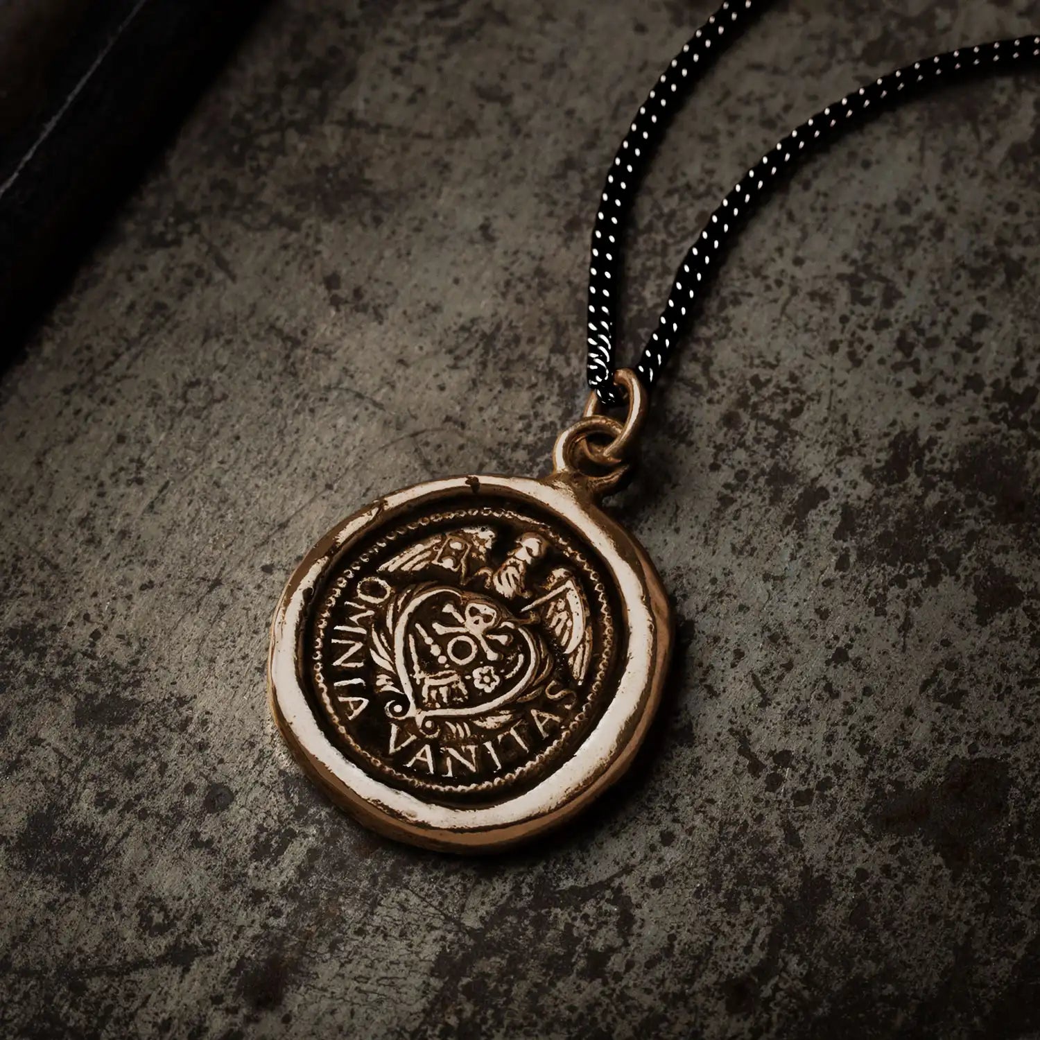 Omnia Vanitas - Bronze