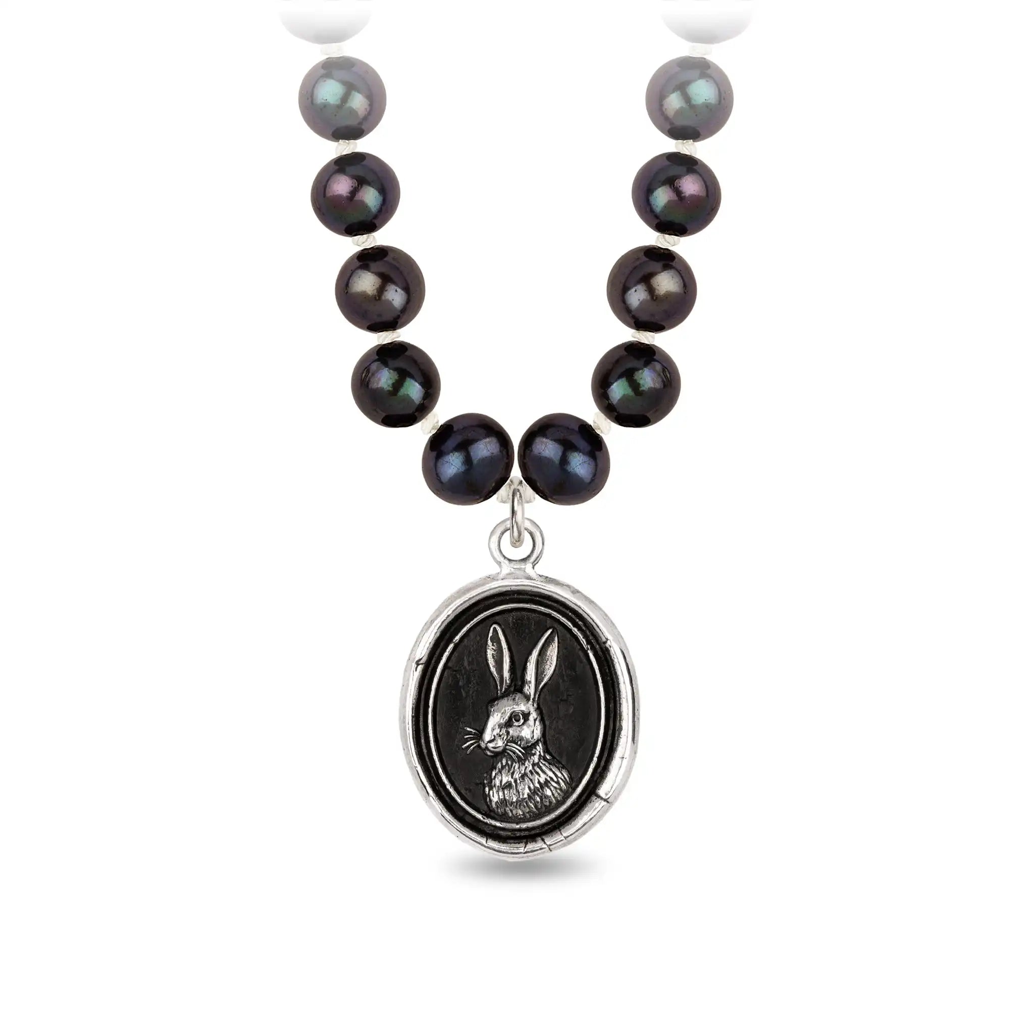 Hare Freshwater Pearl Necklace - Peacock Black